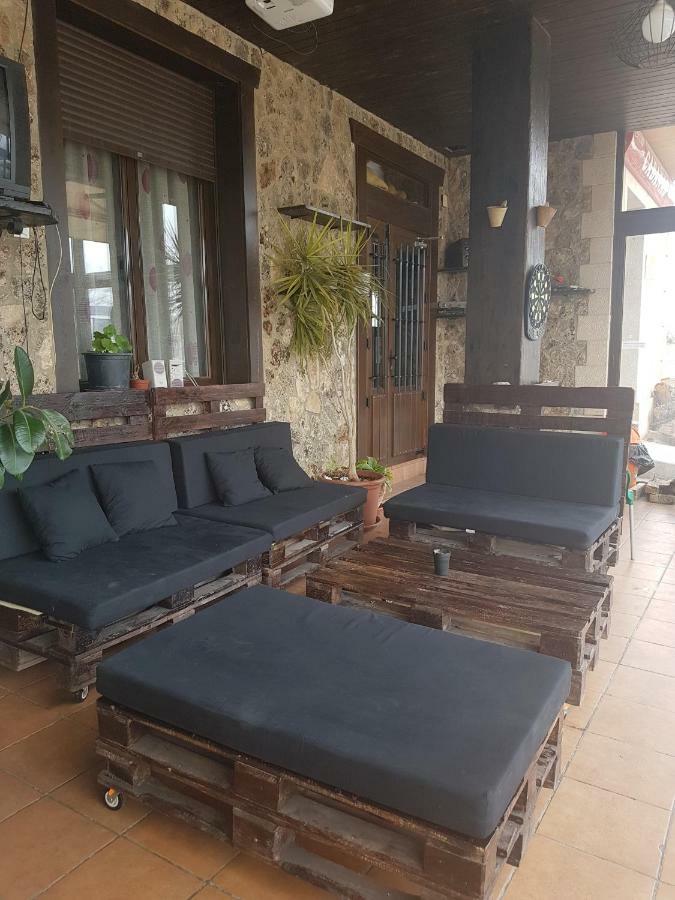 Apartamentos Hostal Cabanas Carboneras de Guadazaón Buitenkant foto